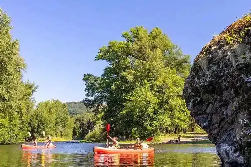 allier canoe rocher volcanique haute loire auvergne